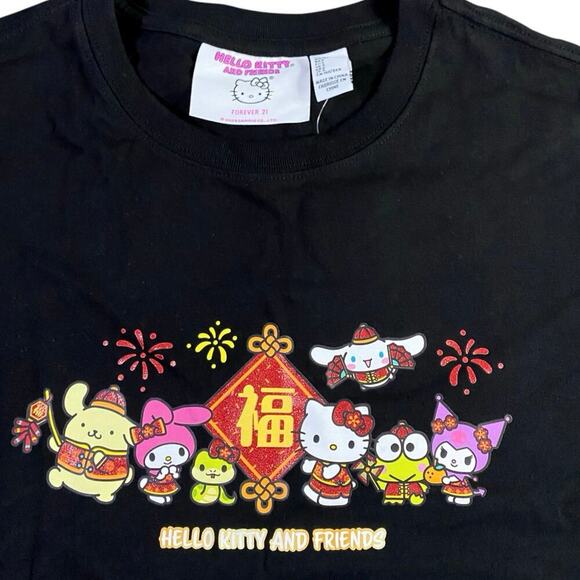 Hello Kitty x Forever 21 Lunar New Year Oversized Tee NWT - S/M - Picture 2 of 4